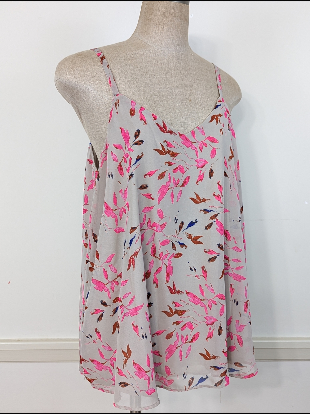 Torrid Flowy Tank with Hot Pink Leaf Print, Adjustable Shoulder